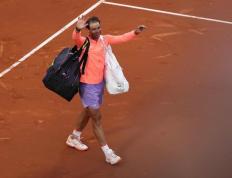 开云平台-包含法网险胜ATP总决赛，纳达尔刷新纪录的词条