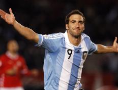 开云体育平台APP-欧冠巅峰之夜，卡马文加定义完美中场的唯一性