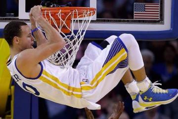 开云下载-当巨人苏醒，奥纳纳擎起舞台之光，阿根廷铁血碾过马德里坚盾