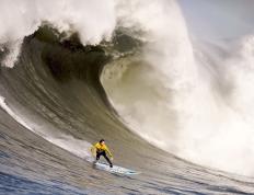 开云平台-资本攻城记与绿茵圆舞曲，曼城翻盘美国，莫德里奇惊艳四座