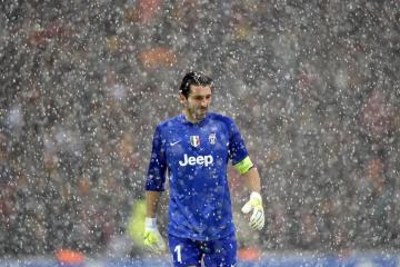 开云官网-摩纳哥的蓝色闪电，当塞恩斯的炽热撬动旧王权，雷诺宣告新秩序诞生