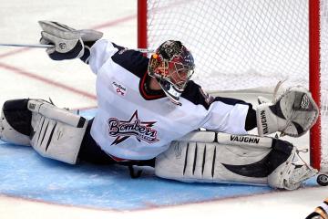 开云APP-卫冕冠军的黄昏，希腊队如何横扫巴黎，坎特又如何以一己之力统治全场