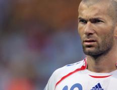 开云体育下载-联合杯完胜戴维斯杯，当网球从国家荣耀走向超级秀场 辛纳的火热状态，为网坛新秩序点燃了一把火