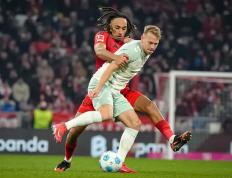 开云体育-云达不莱梅客场遭遇失利，被对手逆转比分