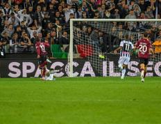 开云体育入口-关于乌迪内斯在沙场取胜保级困难变化无常的信息