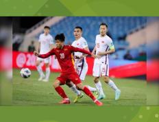 开云体育平台APP-荷兰与波兰争夺胜利，关键之战即将展开