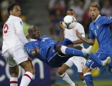 开云体育平台APP-国际足球友谊赛：英格兰队对阵法国队