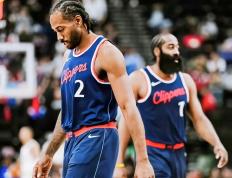 开云官方app入口-老鹰队新援发威，助球队保住季后赛席位