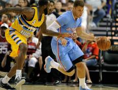 开云体育官方网站-包含快船惨败雷霆，山猫遭遇重挫的词条