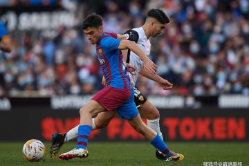 开云体育官网-瓦伦西亚主场轻松获胜，保持不败