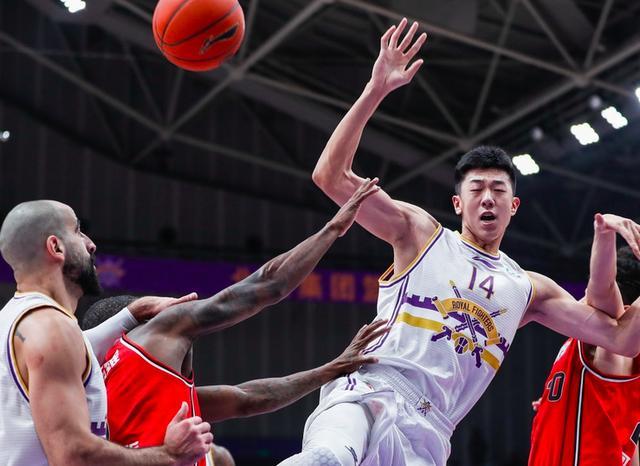 开云体育下载-一场激动人心的篮球比赛彻底改写历史