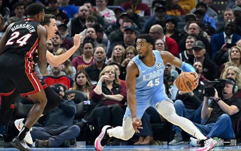 开云体育在线-热火力克尼克斯，拿下系列赛先机的简单介绍