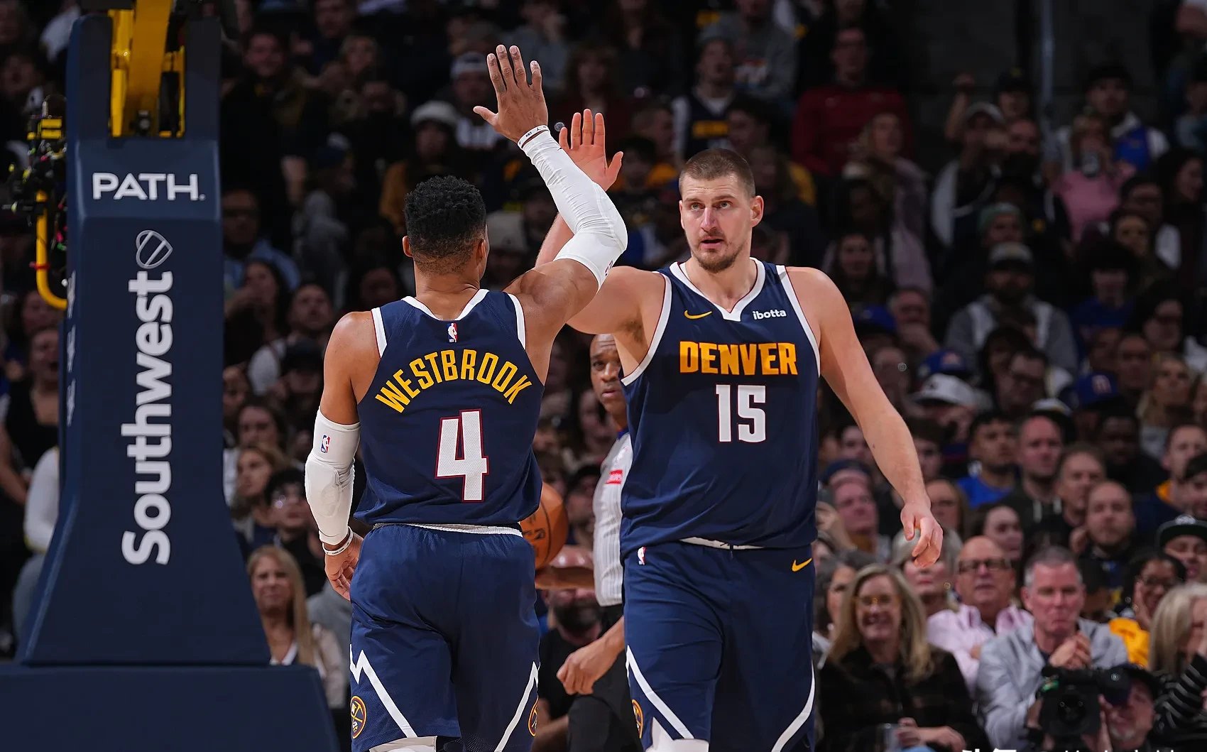 开云体育入口-关于掘金双枪合砍50+，遗憾加时负于开拓者的信息