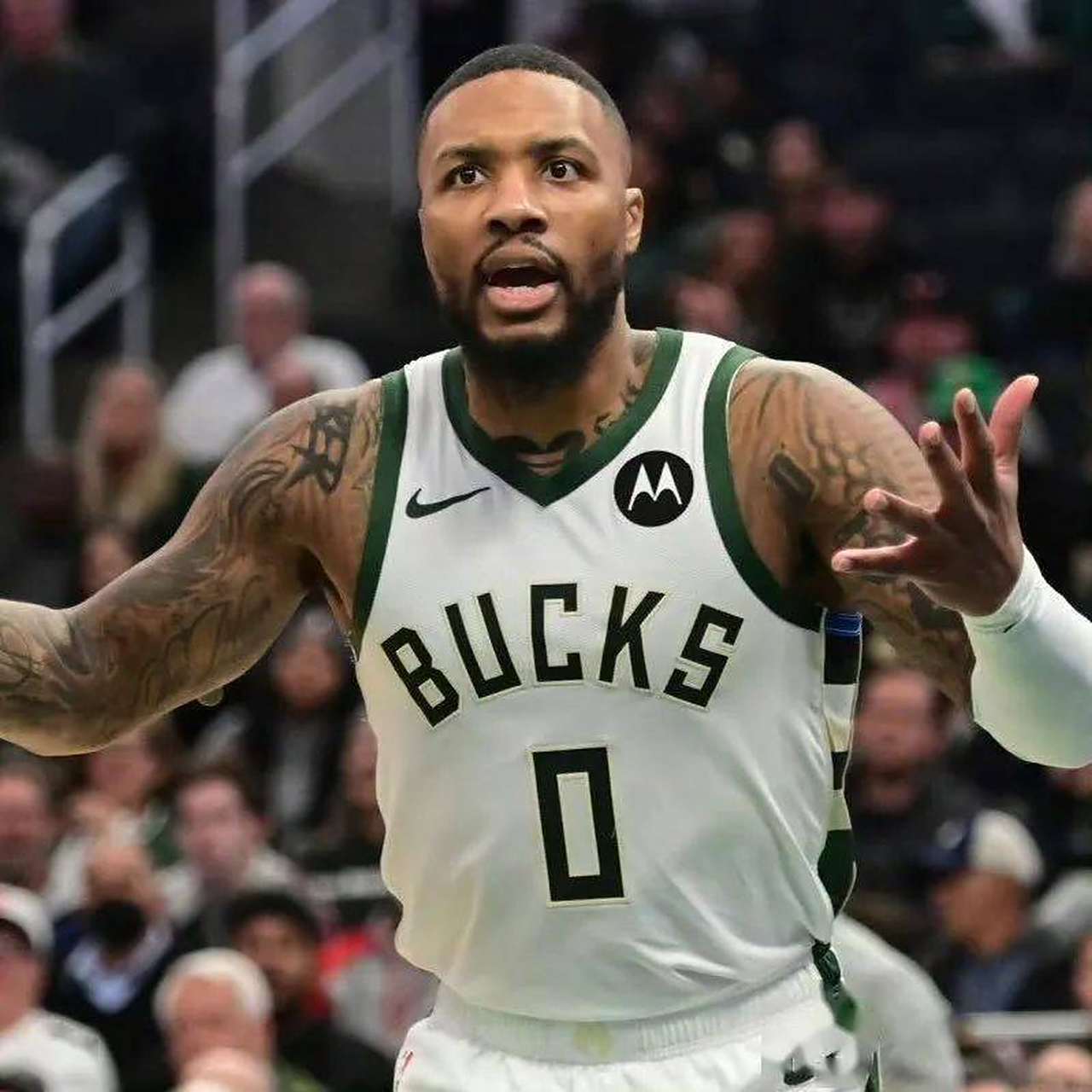 开云体育登录-雄鹿主帅赞扬字母哥，称其已经成长为超级球星