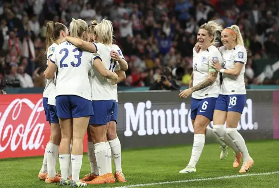 开云体育下载-瑞典女足英勇抗衡，绝杀匈牙利晋级