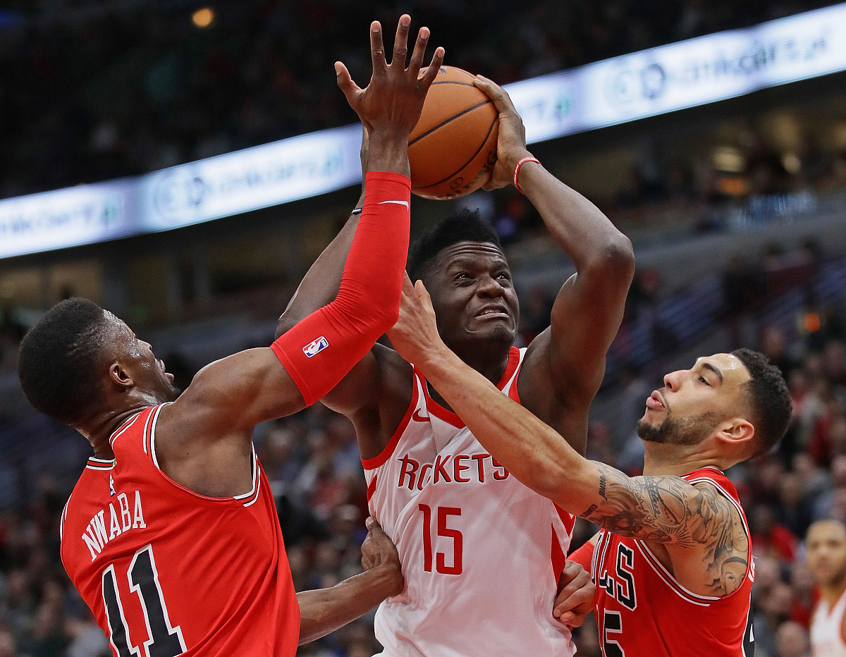 开云官网-包含激烈角逐中的职业篮球赛事令人瞩目的词条