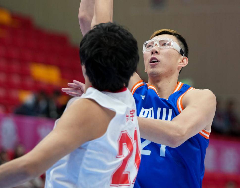 开云平台-火箭逆转新疆队,周琦状态火热